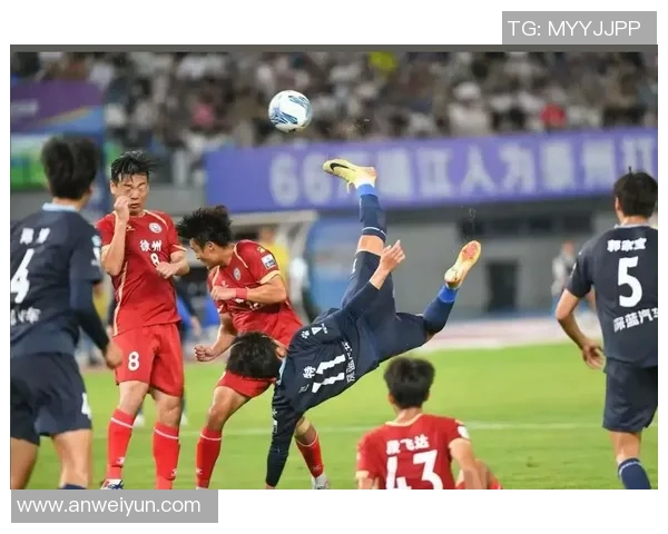 足球激情四溢的瞬间与经典语录汇总让你感受绿茵场上的魅力与梦想